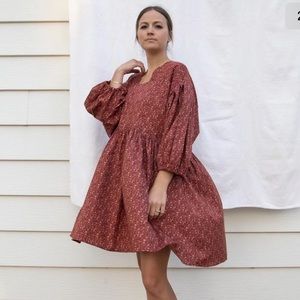 Like New Hackwith Design House Dress in Almond Floral